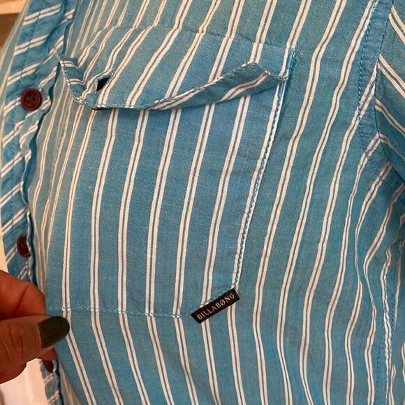 BILLABONG Blouses 👚  - Picture 6 of 13